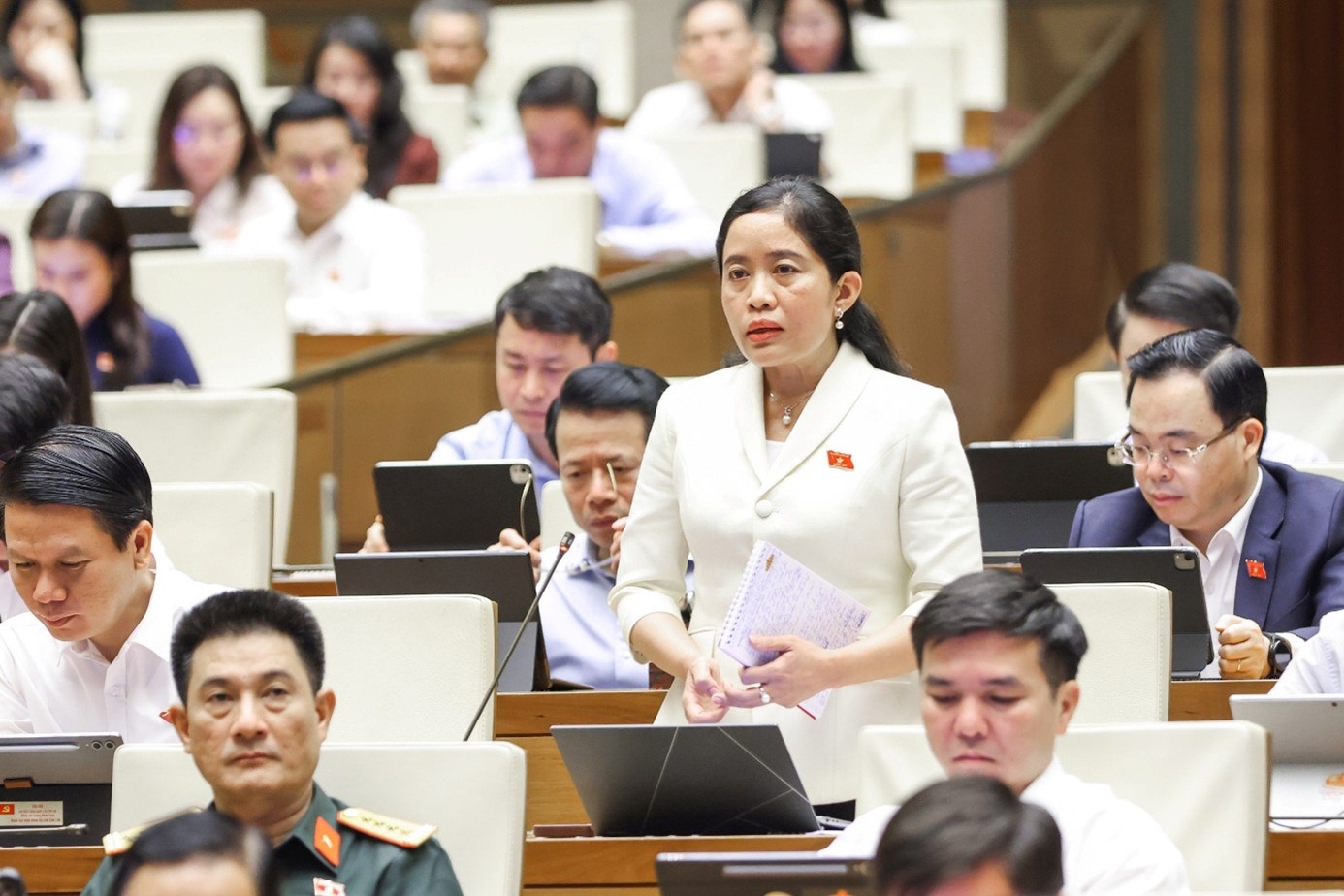 Đoàn ĐBQH tỉnh Đắk Lắk góp ý hoàn thiện cơ chế, chính sách phát triển văn hóa Việt Nam